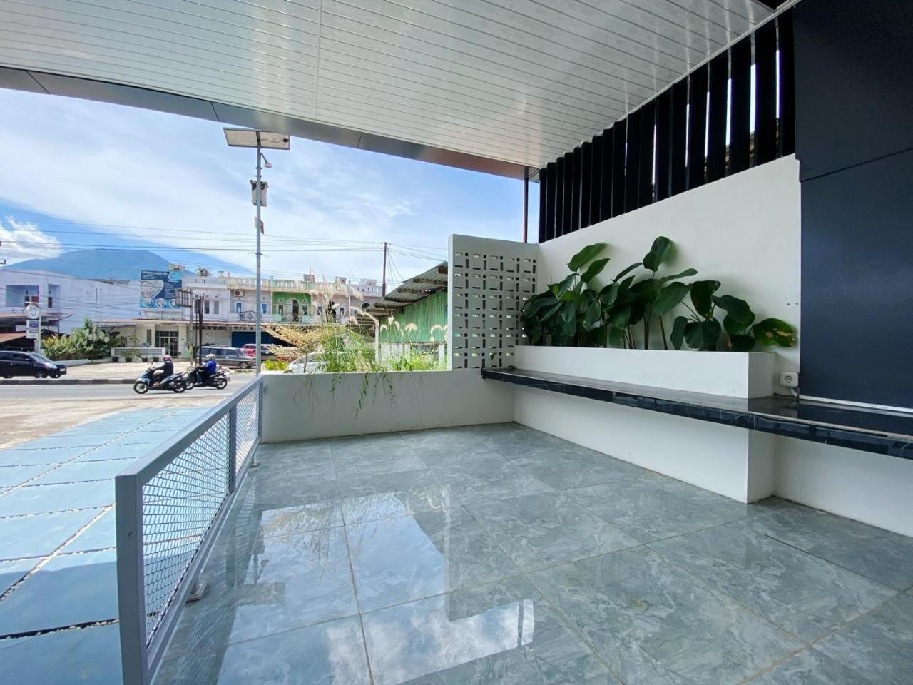 Double D Guesthouse Syariah Bukittinggi Extérieur photo