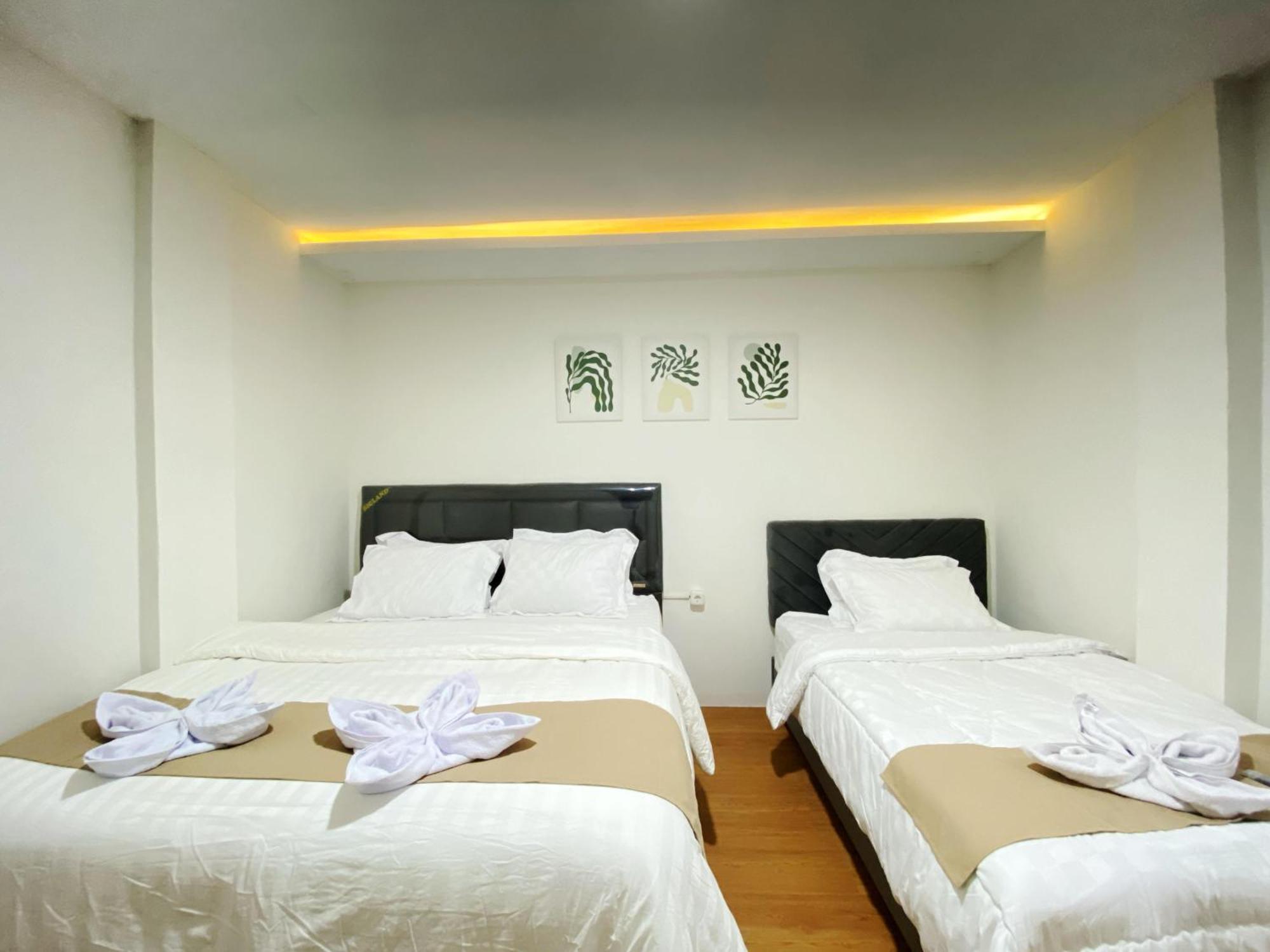 Double D Guesthouse Syariah Bukittinggi Extérieur photo