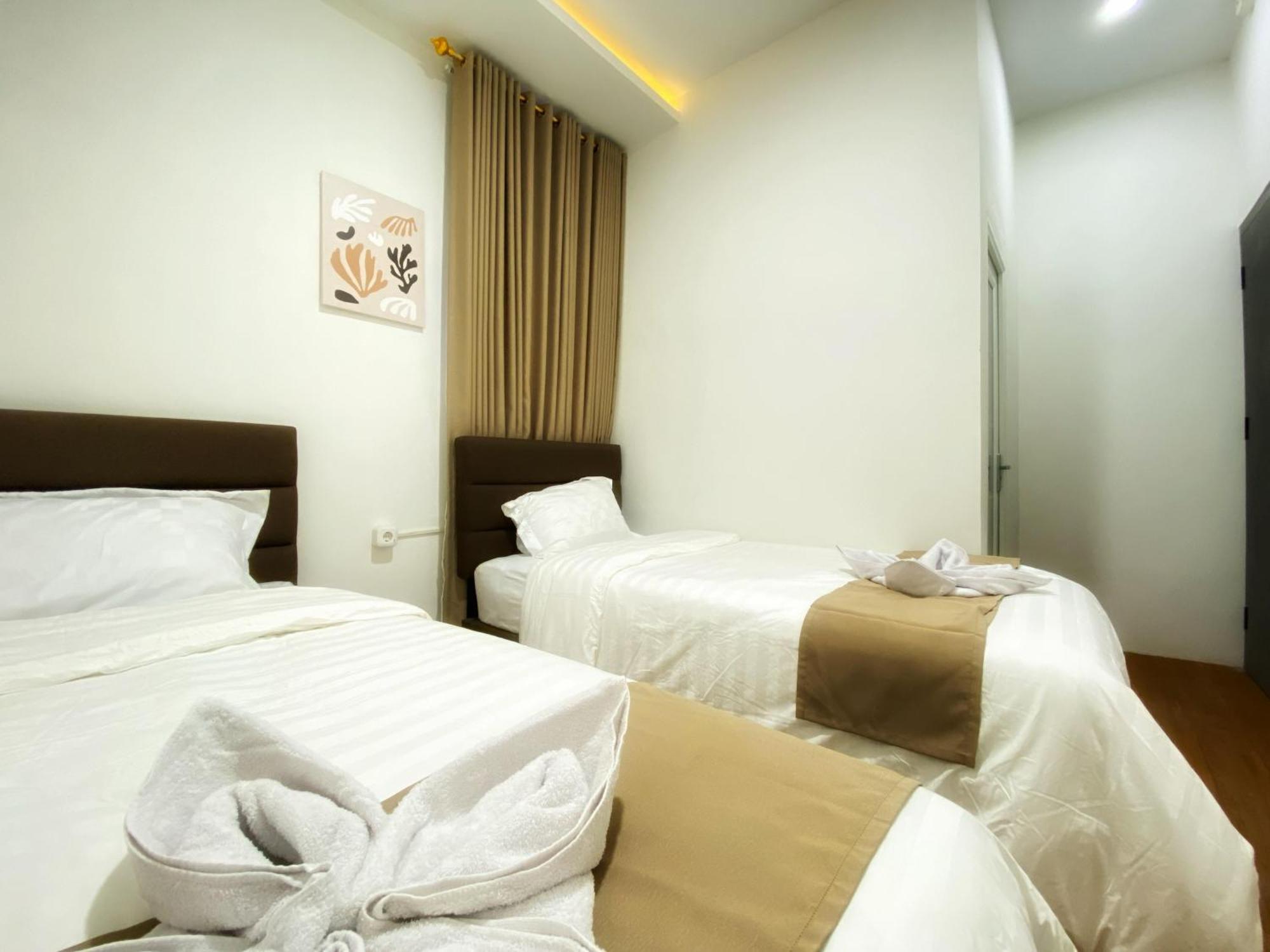 Double D Guesthouse Syariah Bukittinggi Extérieur photo