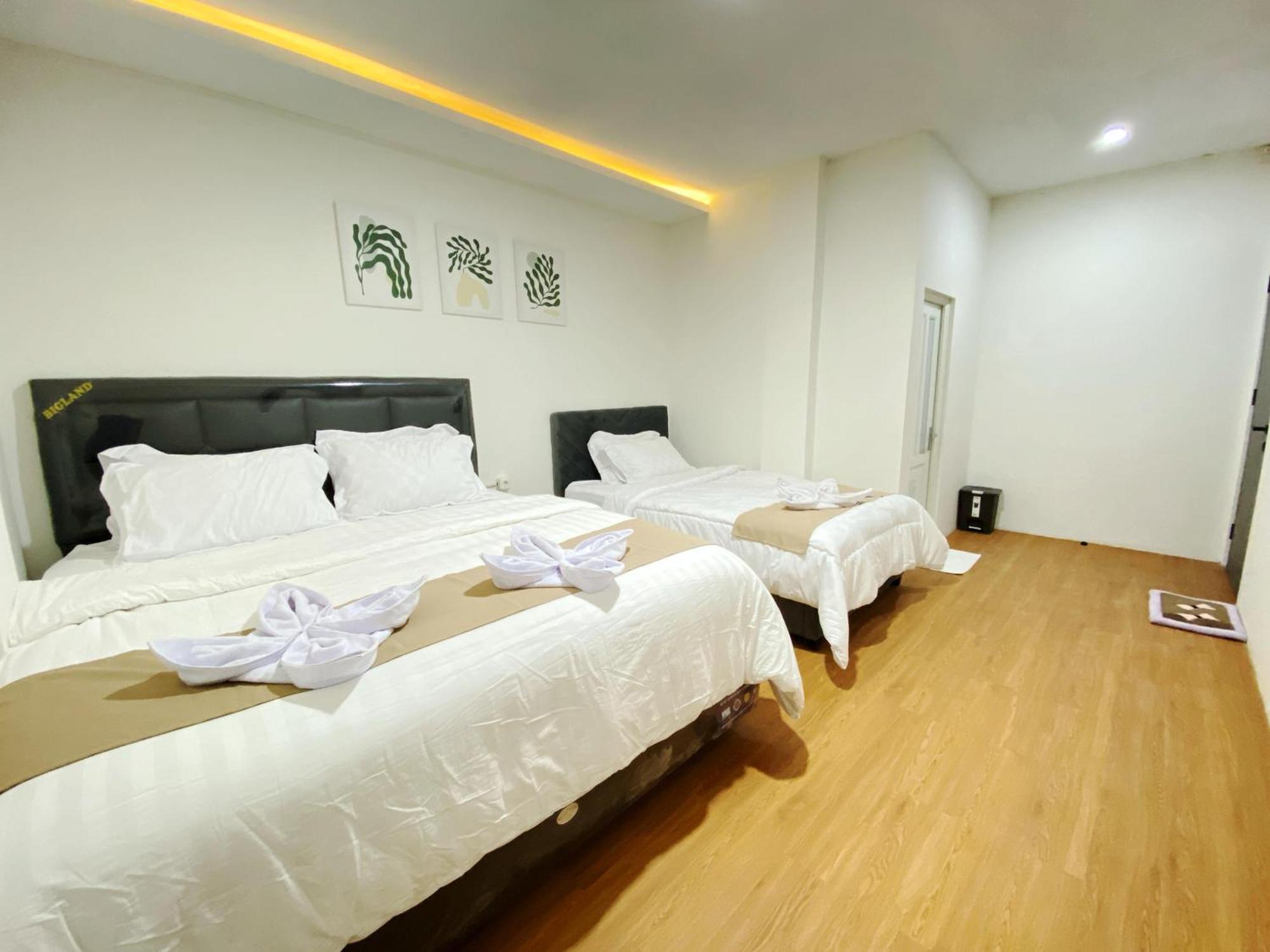 Double D Guesthouse Syariah Bukittinggi Extérieur photo