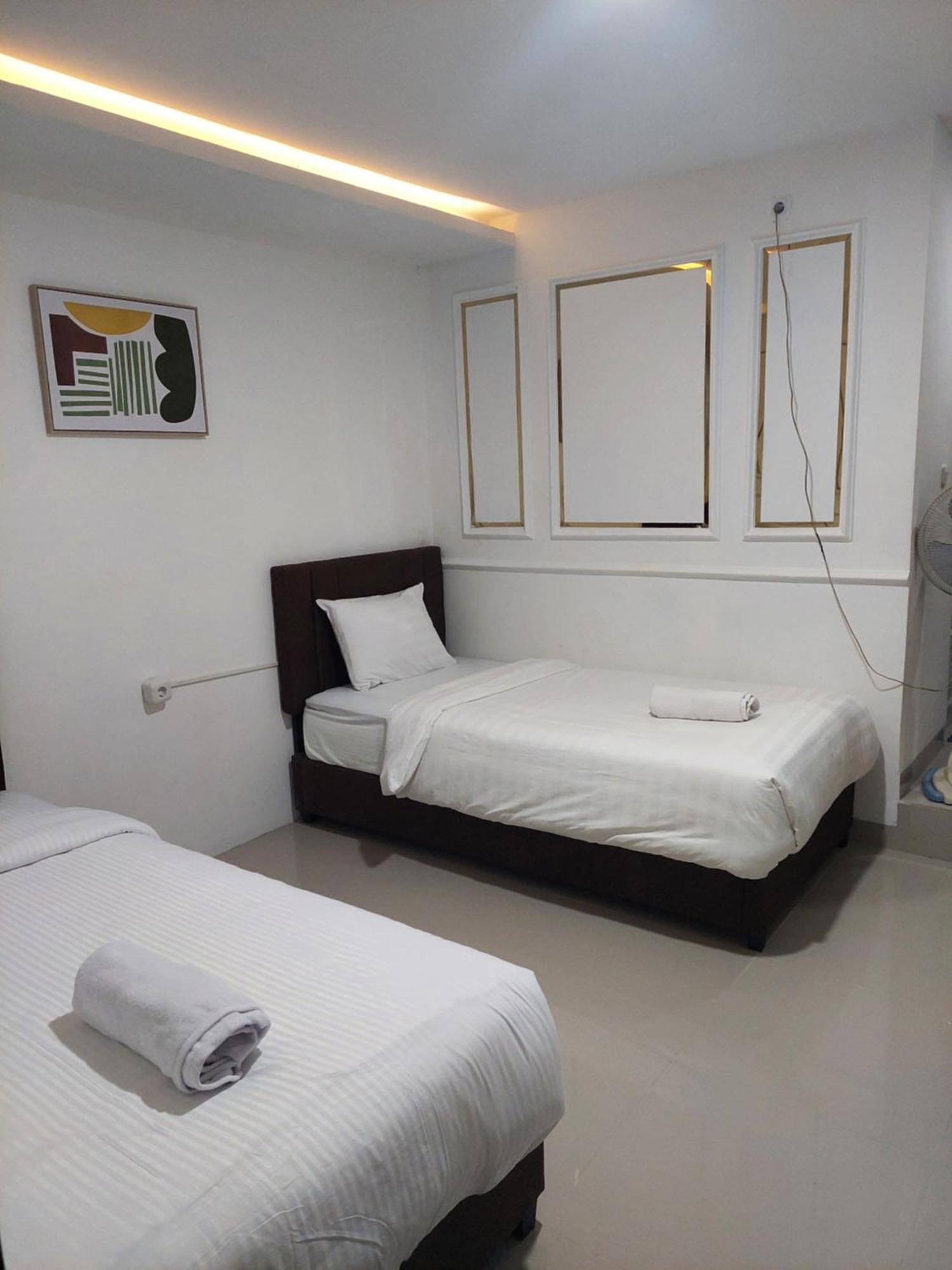 Double D Guesthouse Syariah Bukittinggi Extérieur photo